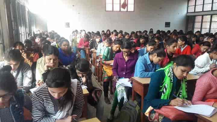 AKB Institute of Finance and Management-image