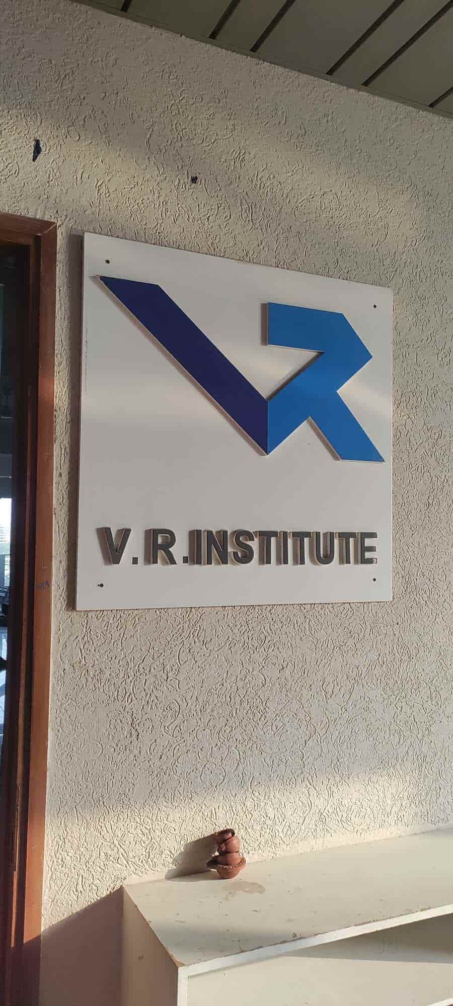 VR Institute of Journalism and Mass Communication-image