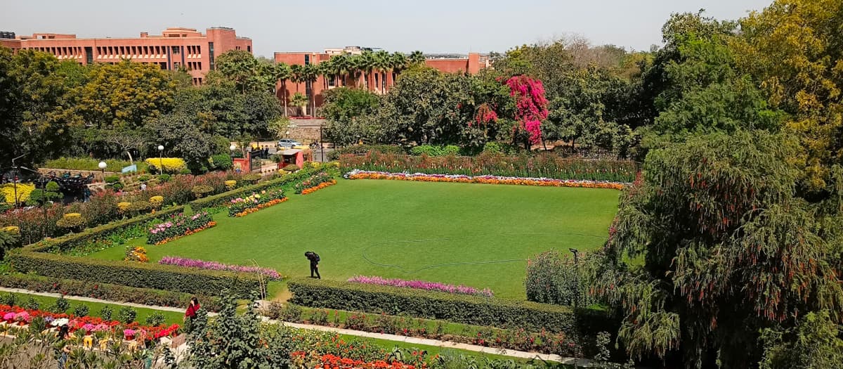 Maitreyi College-gallery-image-2