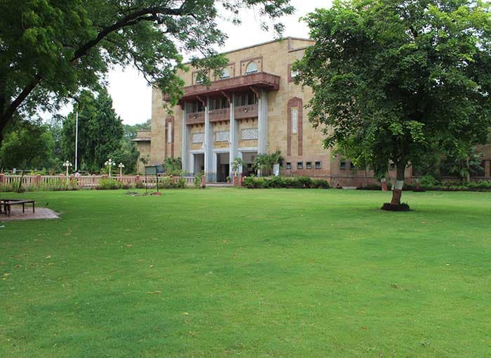Gujarat University-image