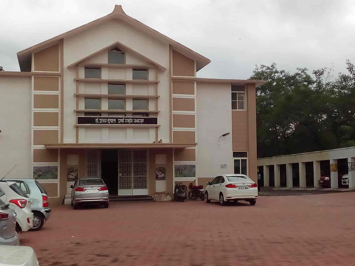 Government M L B Girls PG College-gallery-image-3