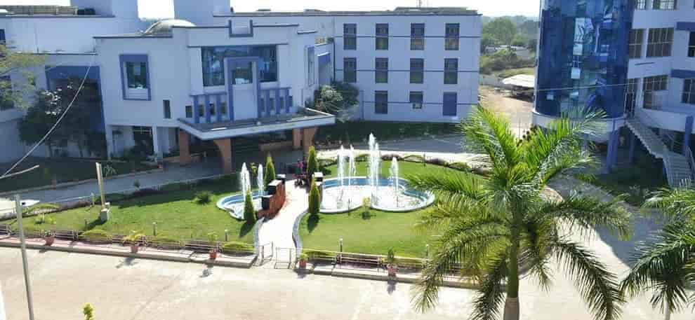 Chhattisgarh Dental College and Research Institute-image