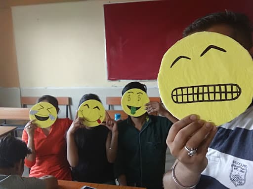 Bonnie Foi College-gallery-image-6