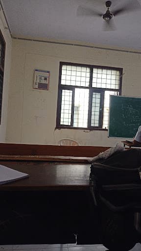 HITS College of Pharmacy-gallery-image-5