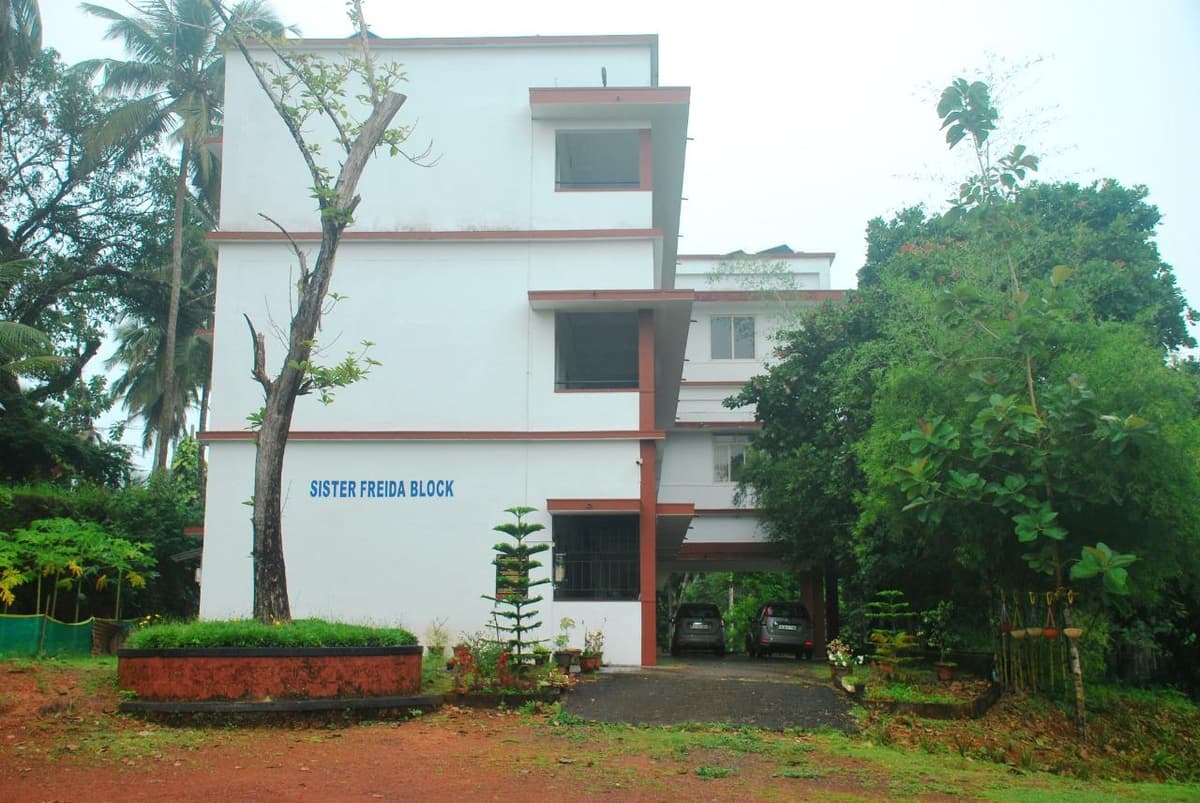 CSI Christian Muller Women's College-gallery-image-2