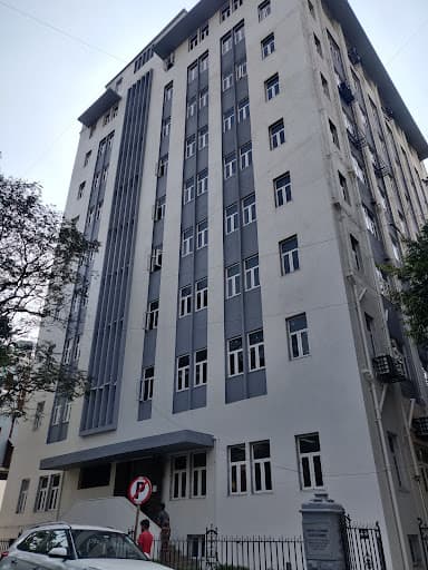 Principal K.M.Kundnani College of Pharmacy-gallery-image-5