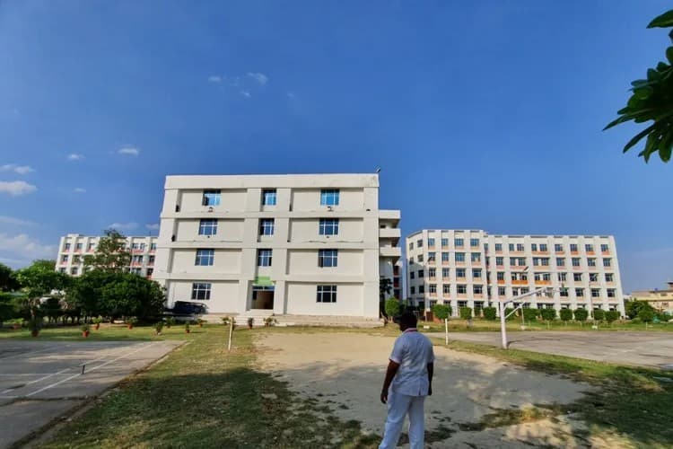 KIPS Kanpur (Pharmacy)-gallery-image-4