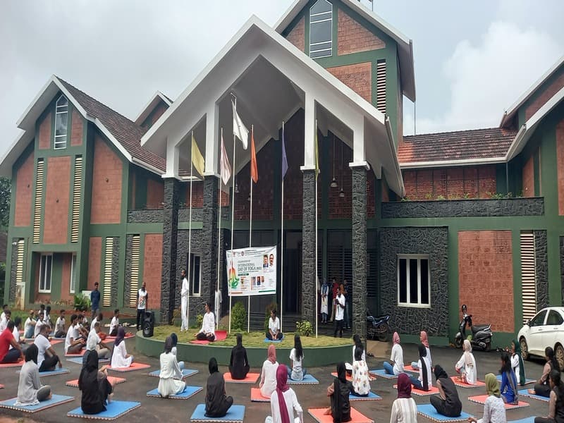 Amal College of Advanced Studies-image