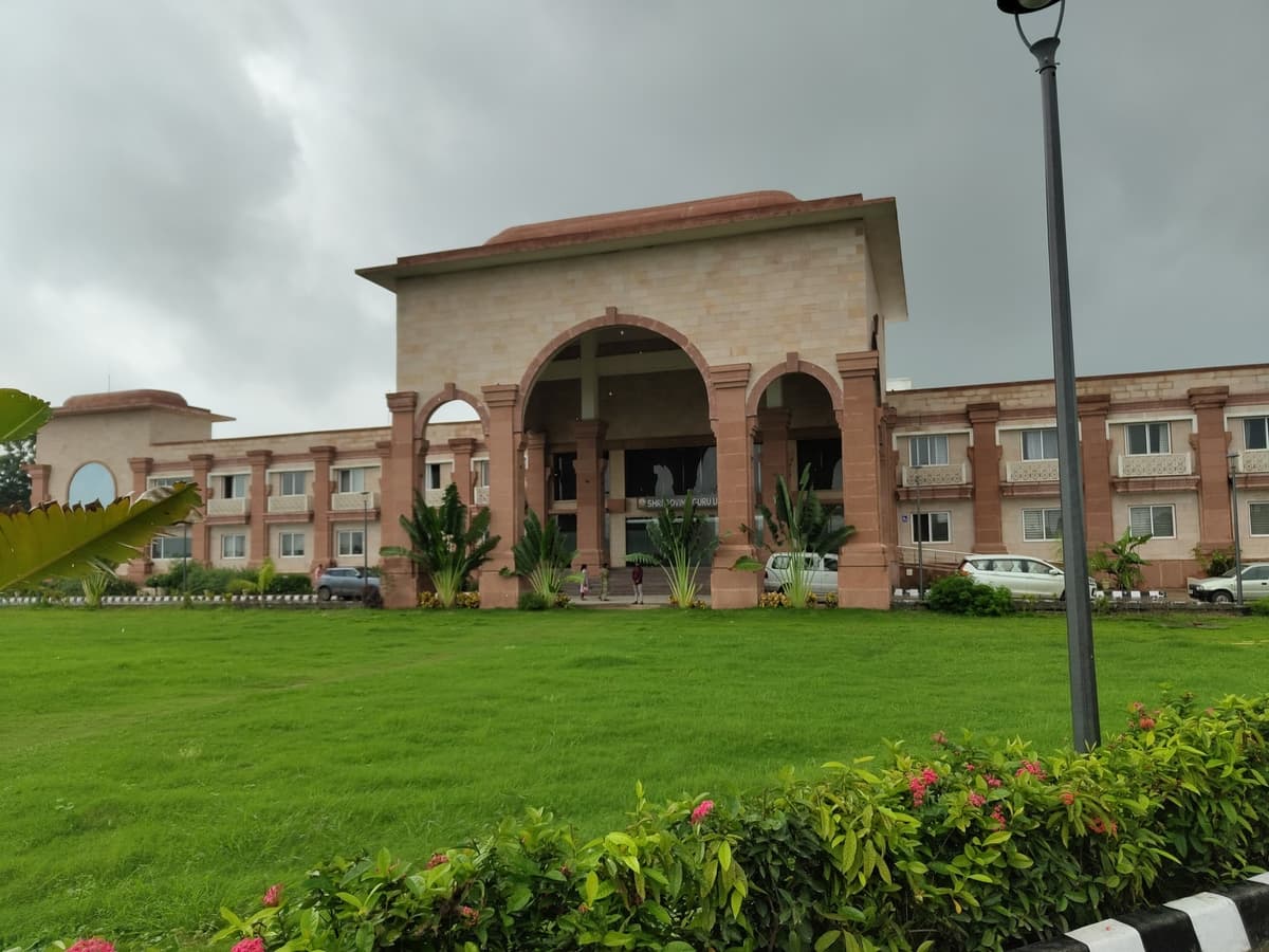 SGG University-gallery-image-1