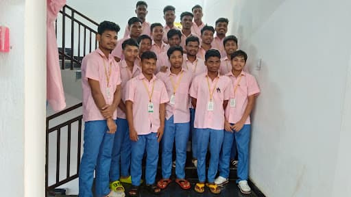 KISS University-gallery-image-7